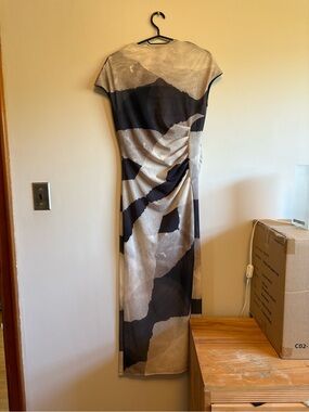Abstract Print Beige and Black Ruched Midi Dress, M